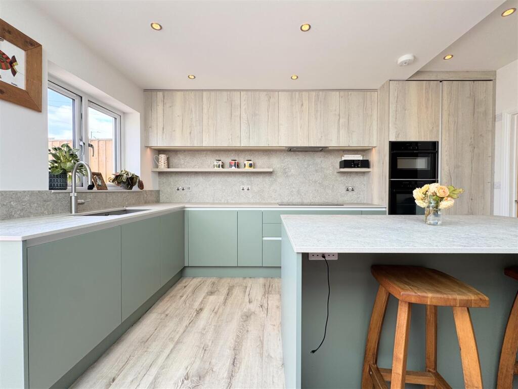 Kitchen Diner