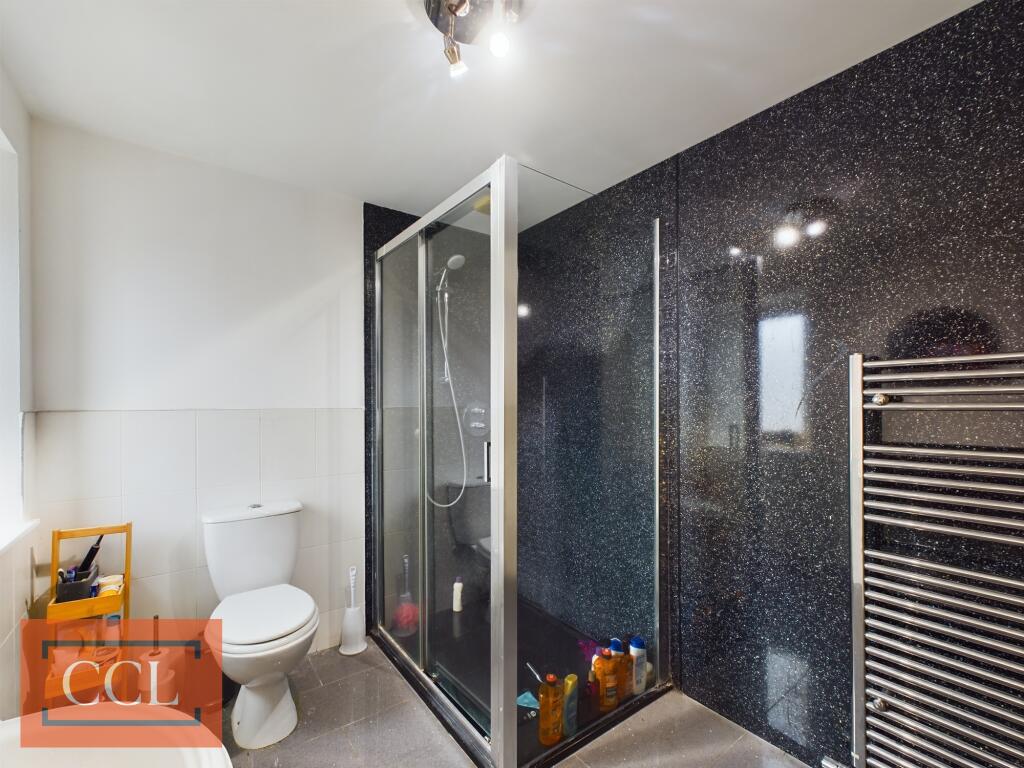 CAM03185G0-PR0076-STILL018