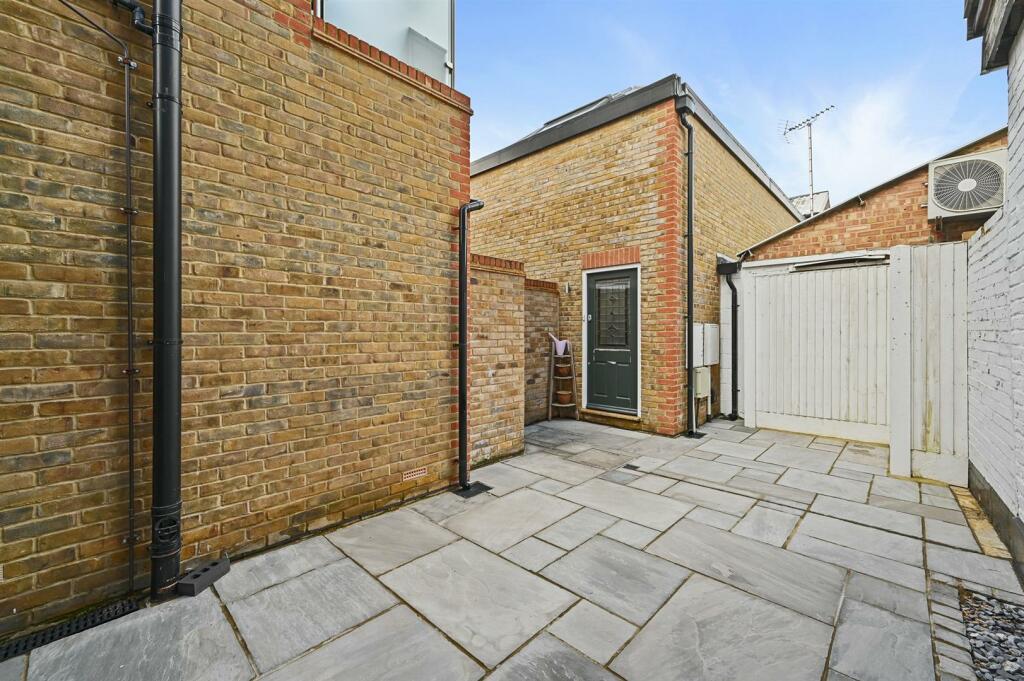BCHJ - 1 Latimer Road - Front Patio (4).jpg
