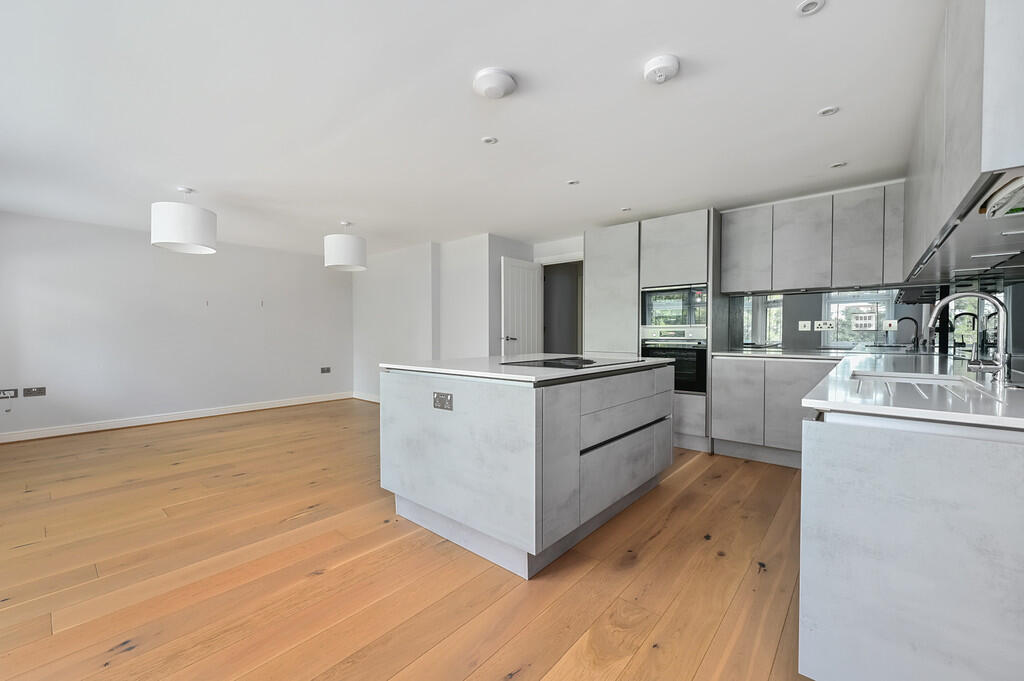 6 Fairway Heights...