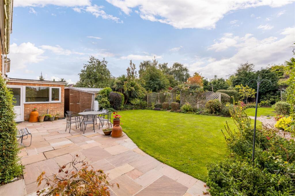 24 Winston Gardens (Boston)-14.jpg