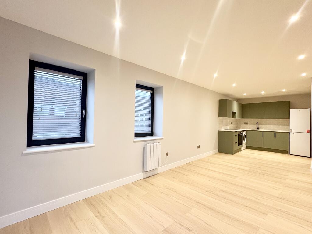 Lounge Kitchen