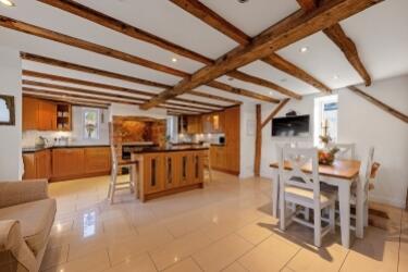 Sml_Tithe Barn-14