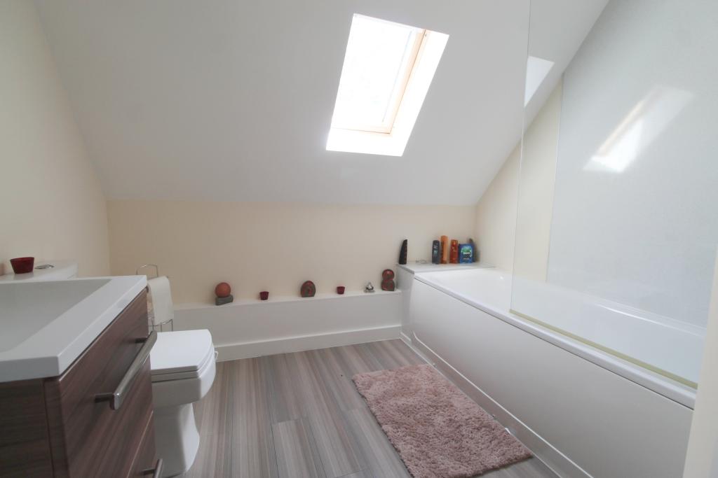Main bathroom