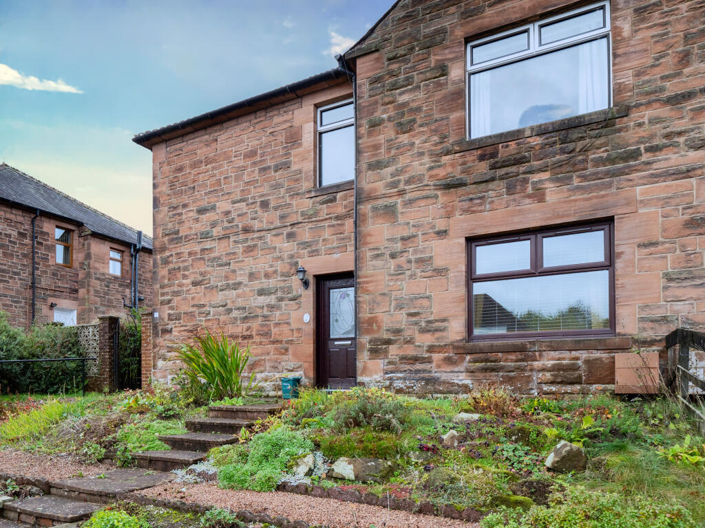 7 Eastfield Road - Front.JPG