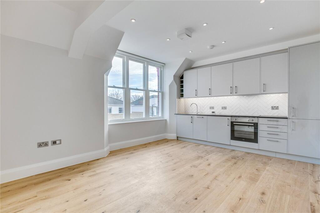 Reception/Kitchen