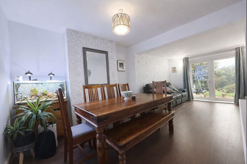 42e418be89724de0b696ab5819f43f6bmd