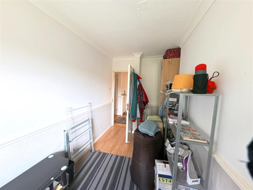 Room 3a.jpg