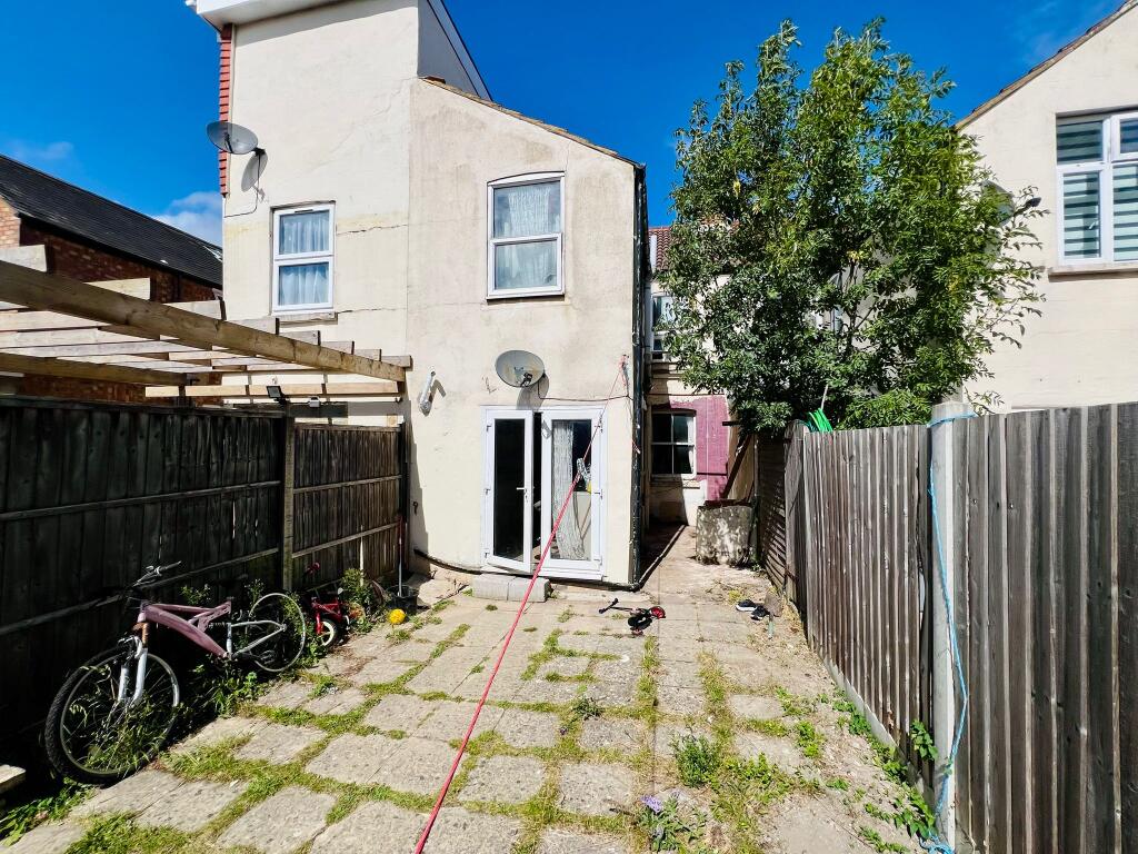 WhatsApp Image 2025-08-27 at 3.27.15 PM.jpeg