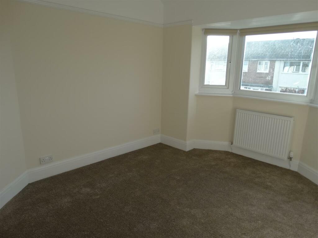 1868 i bedroom.JPG