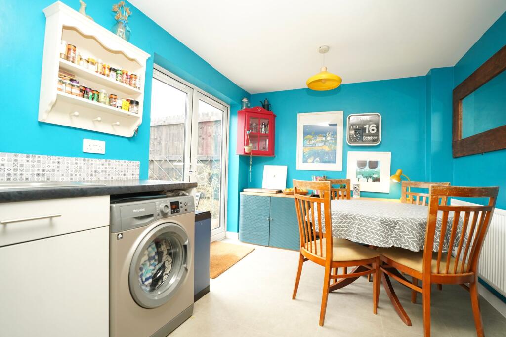 Kitchen/Dining Room