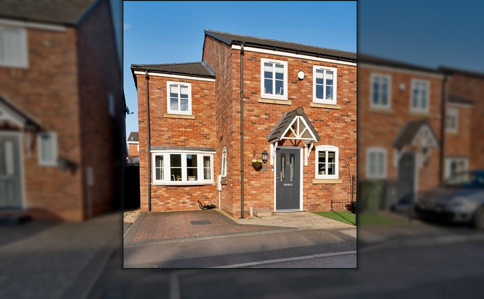 © Webbs Estate Agents © (34 of 34) copy.jpg