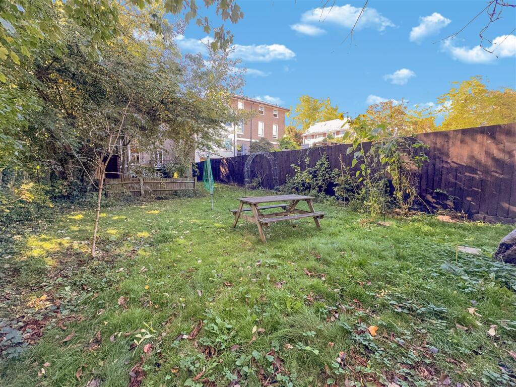 Flat A, 269 Lee High Road - Rkdbf95Tmf6NzrHMqRnd.j