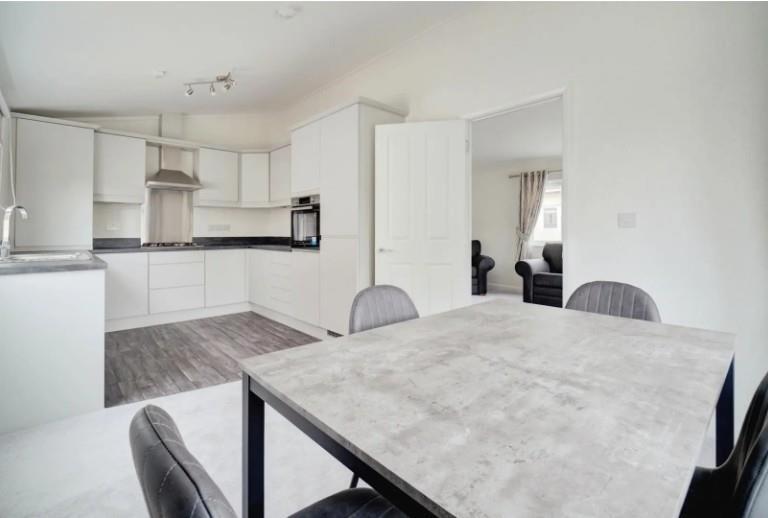 Dining Kitchen.jpg