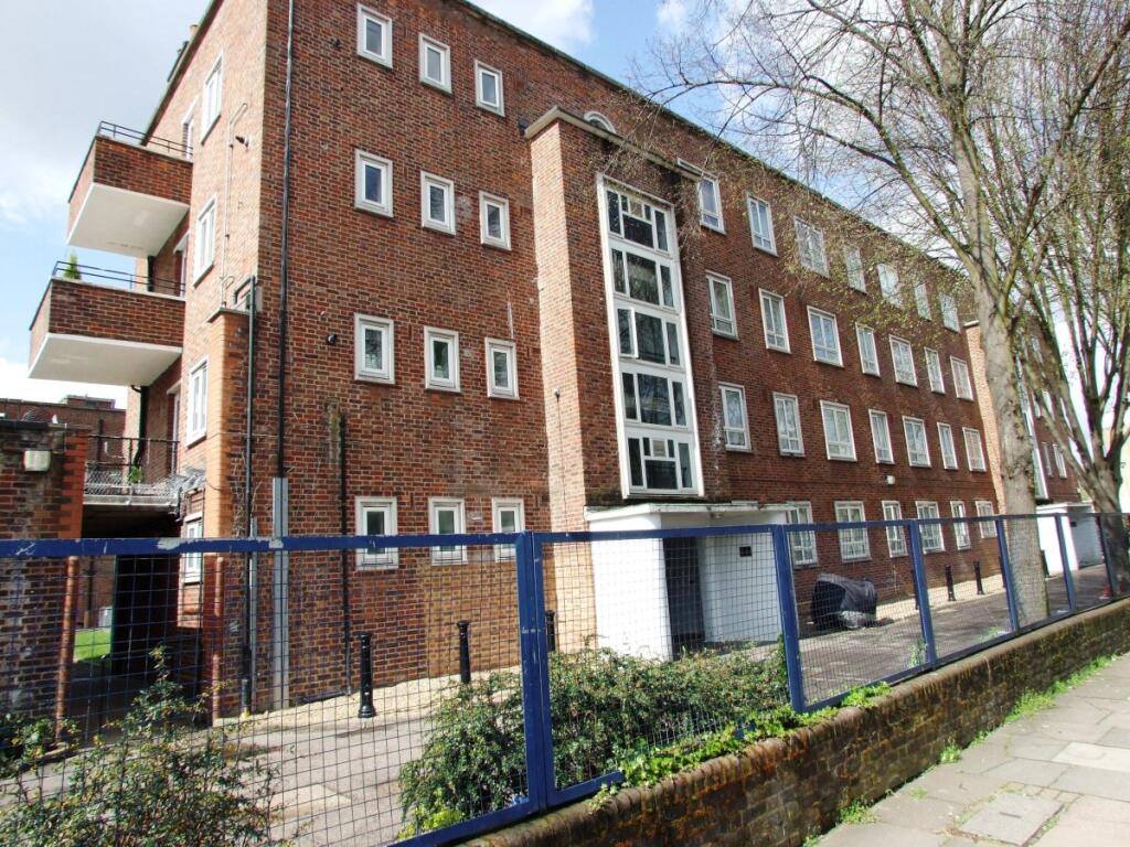 Axminster Road, Holloway