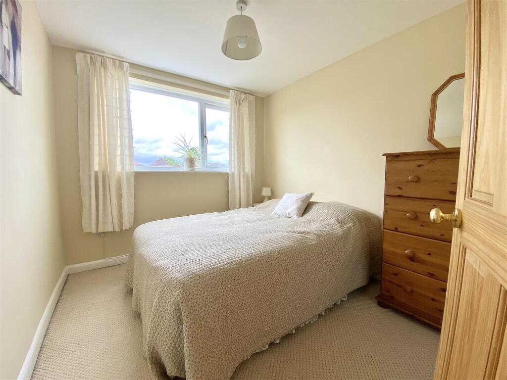 3 Caradoc View-13.jpg