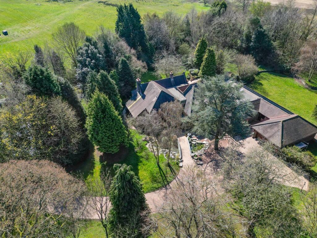 Court Manor (2 of 10).jpg