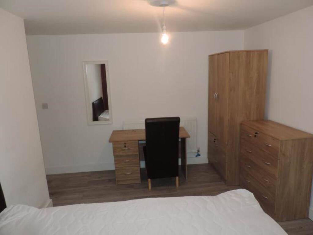 Bedroom2reverse
