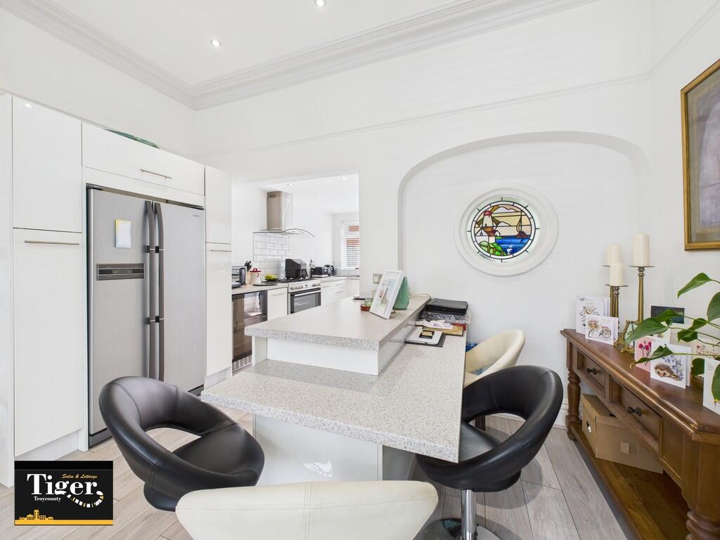 CAM03440G0-PR0335...