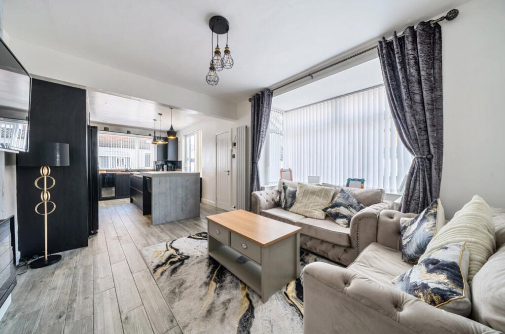 14-1297866-18-683096b913cdc-ARW-14