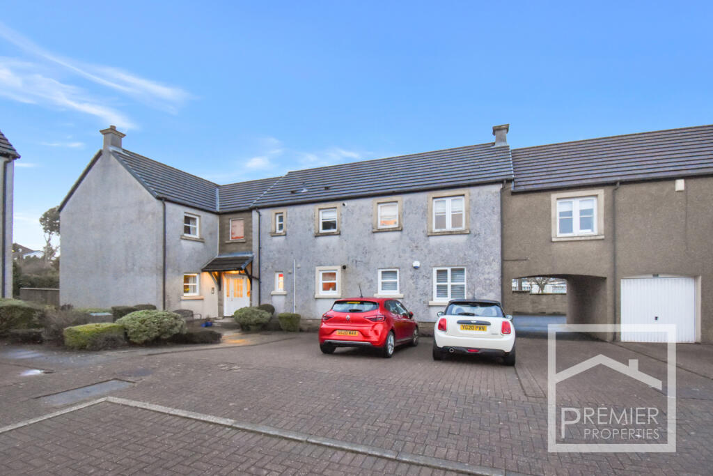 Two Bedroom Upper Apartment to Rent
