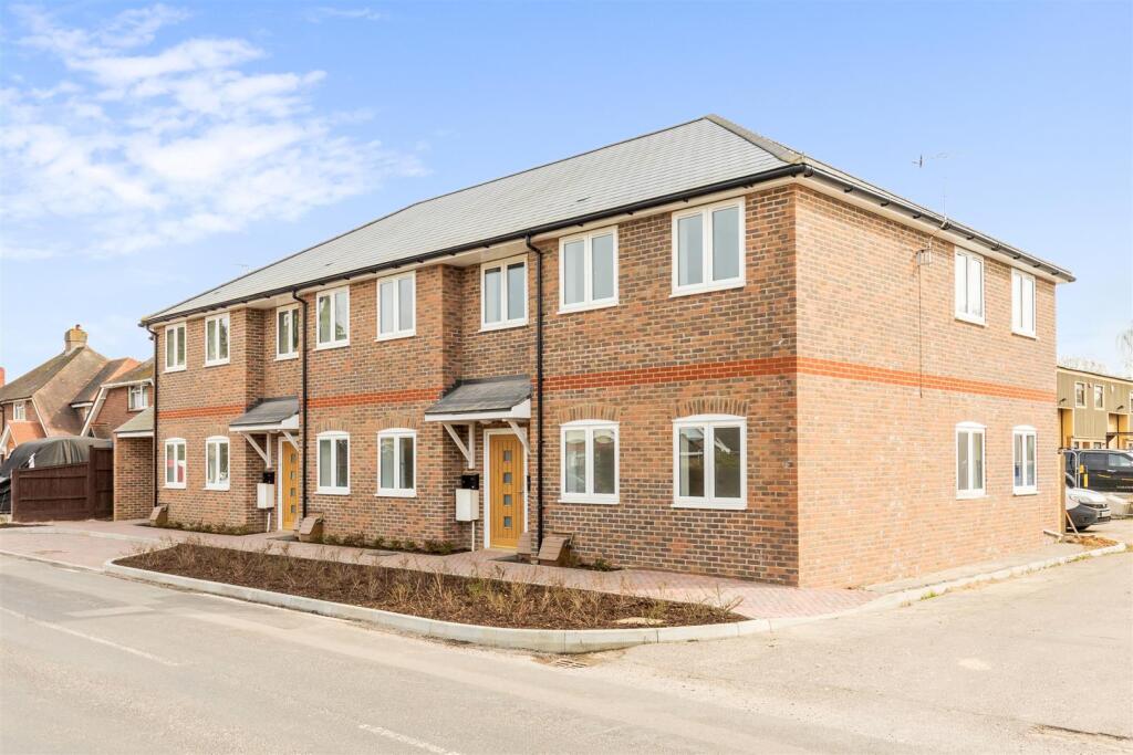 Whested Road, 22, Upper Flat-14.JPG