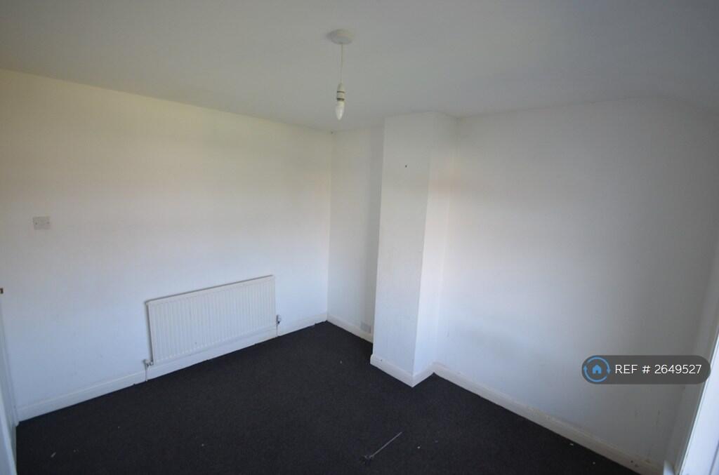 Large Back Bedroom