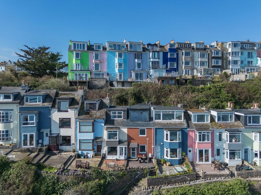 8 Sea View Terrace, Brixham