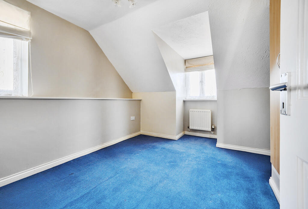 1316925-5-685d932...