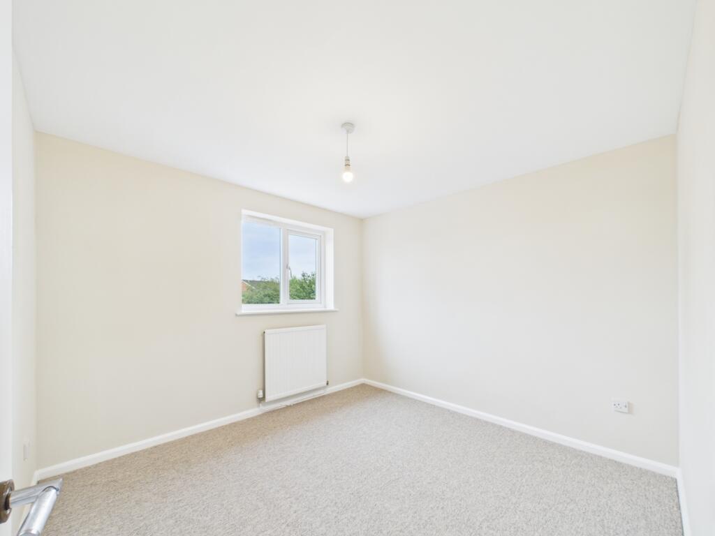 CAM01740G0-PR0425-STILL005