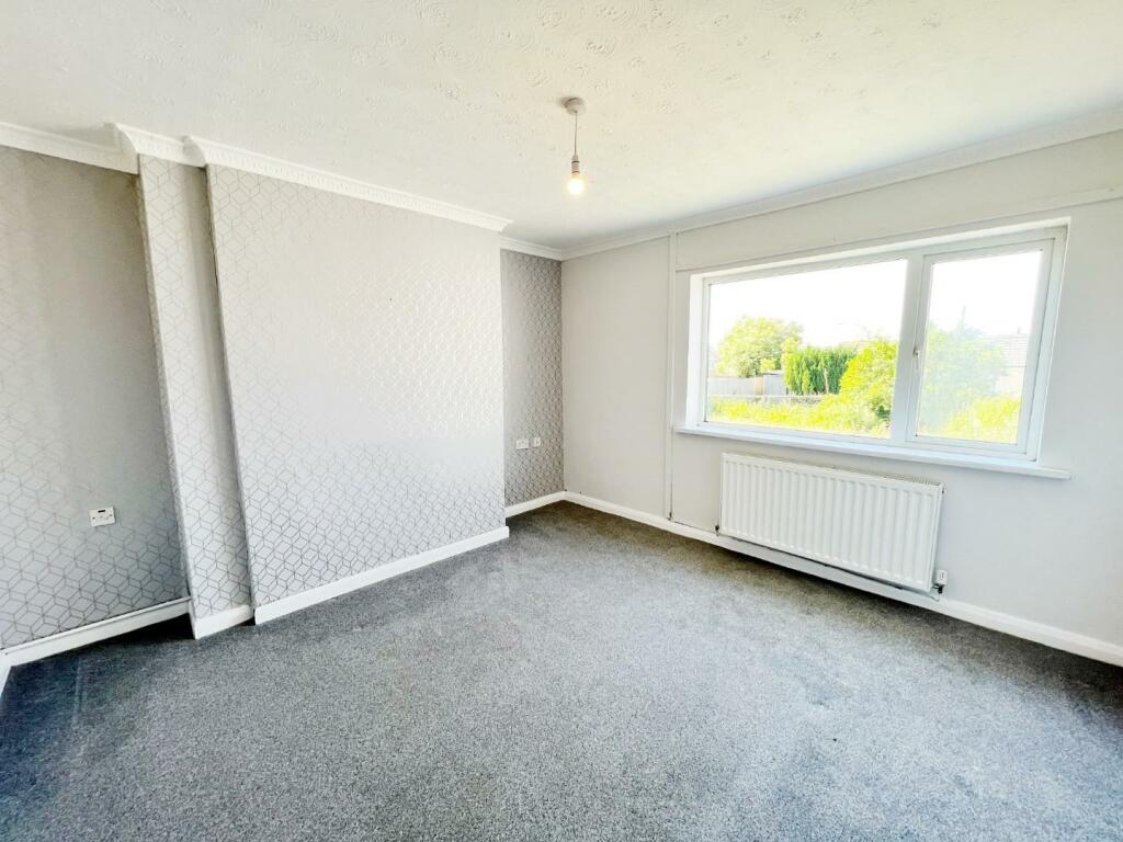 Lounge pic 1.jpg