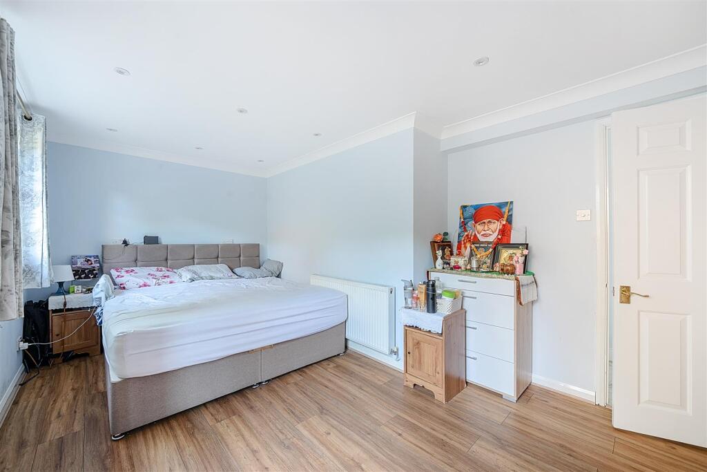 Bedroom.jpg