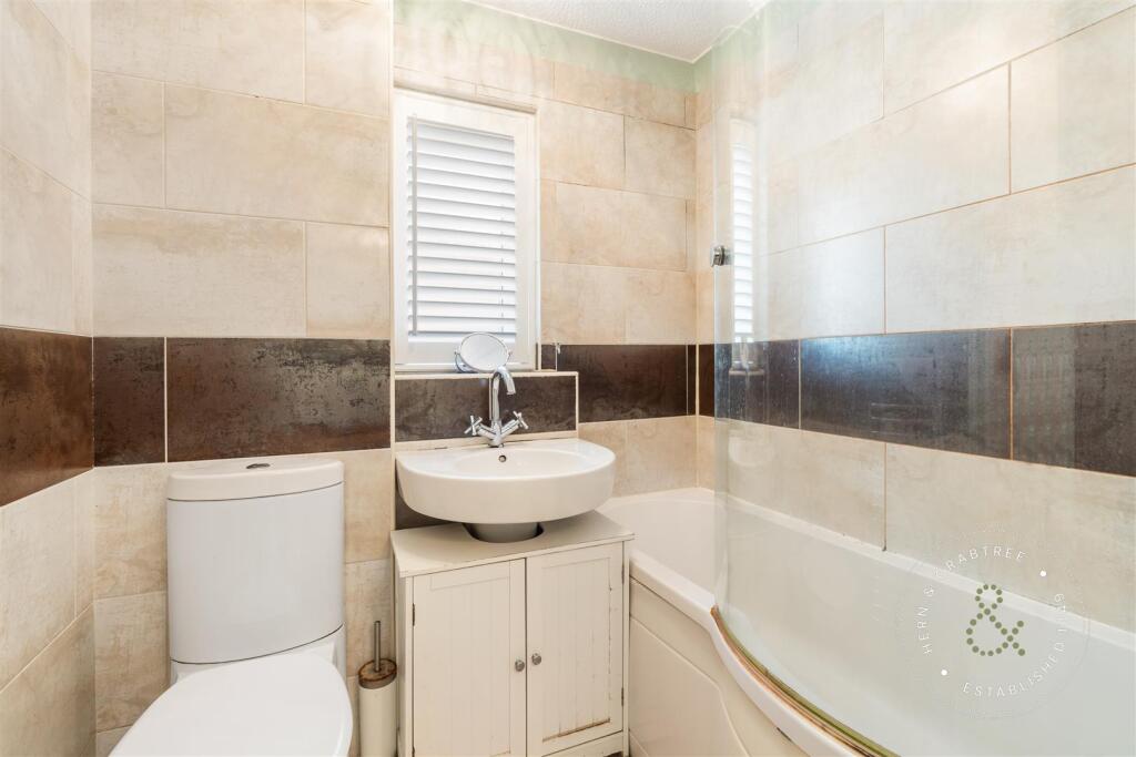 Camelot Way, HernCrabtree (16).jpg