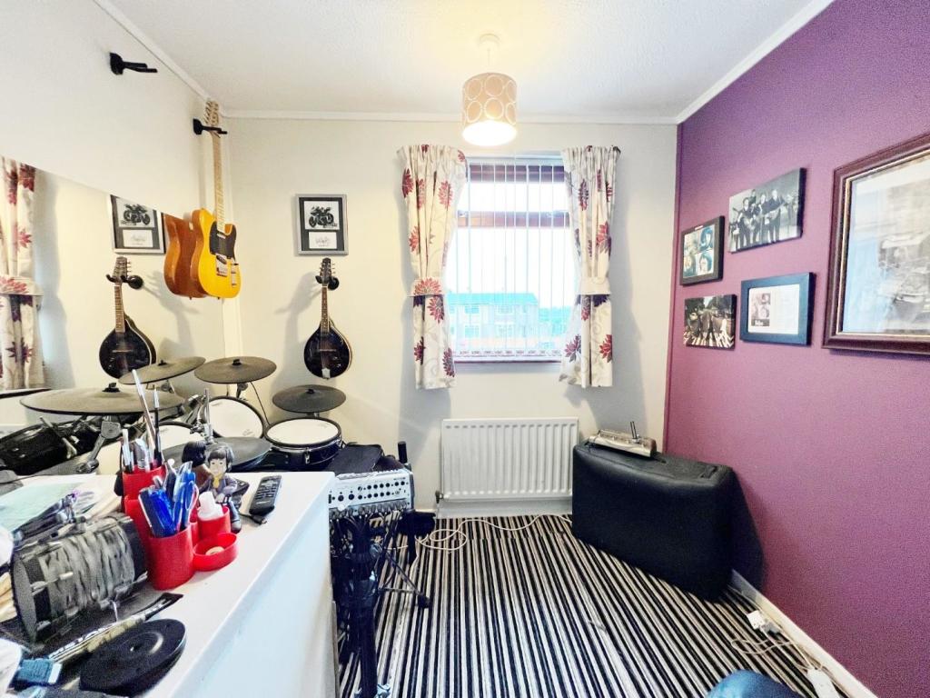 Bedroom 3.jpg