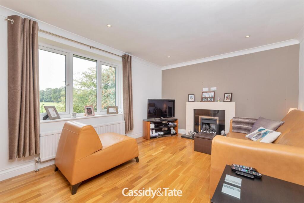 11 Park Place_005.jpg