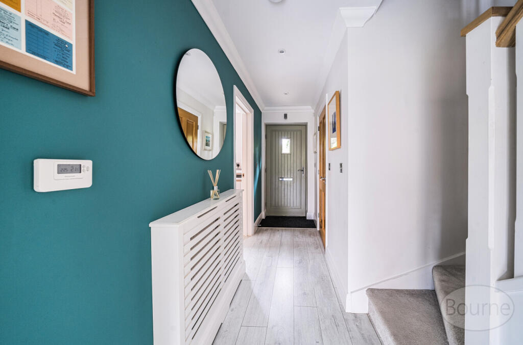 e668b243-f52d-472...