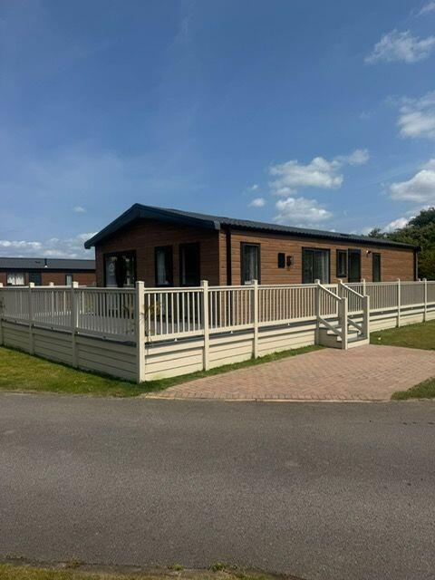 , North Yorkshire, YO12 4SB