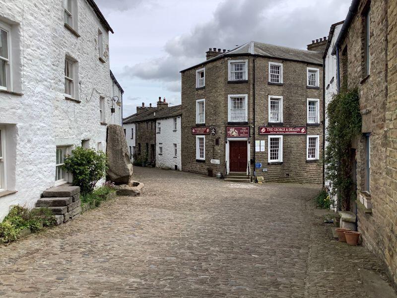 Cobbles in Dent