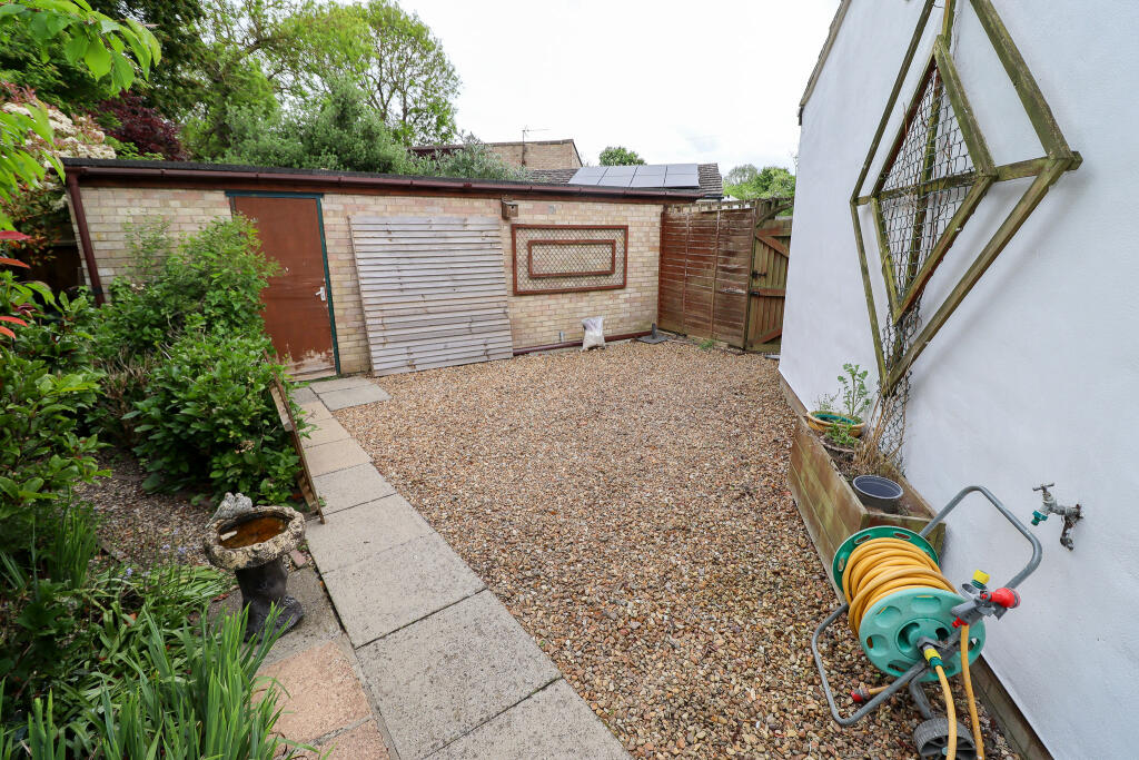 Space for caravan/boat