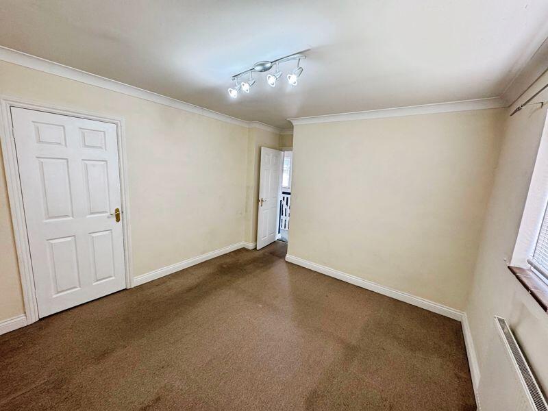 BELLFIELD AVENUE
