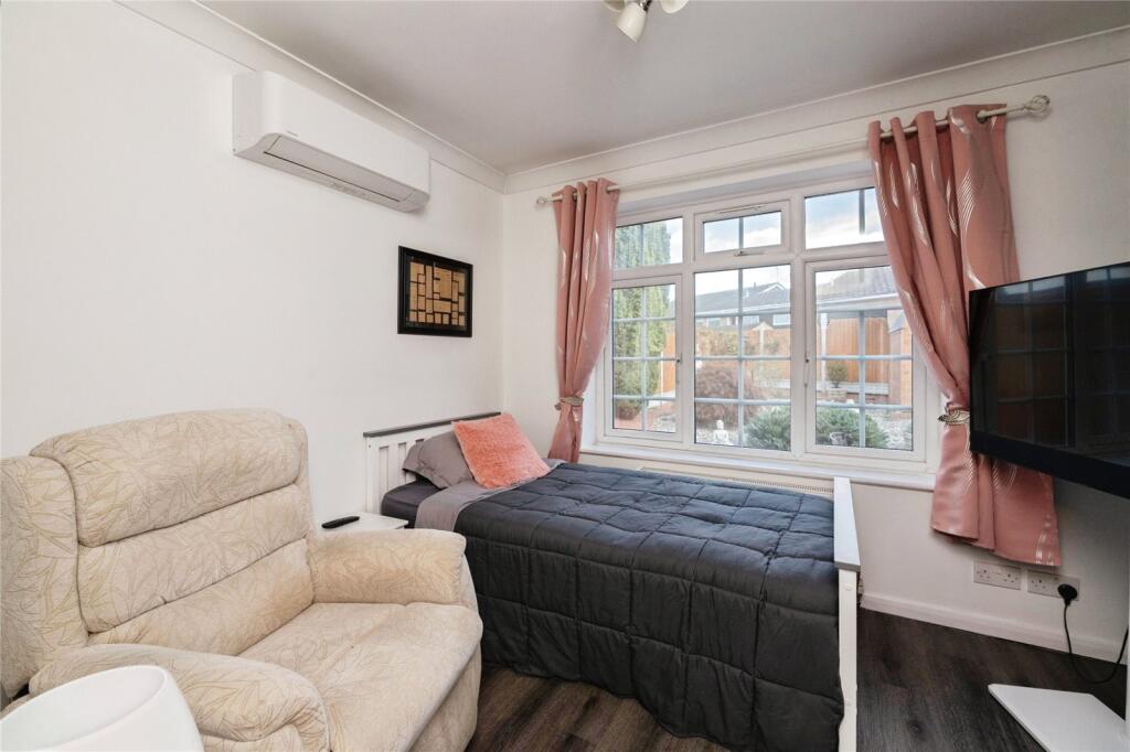 Bedroom One/Annex