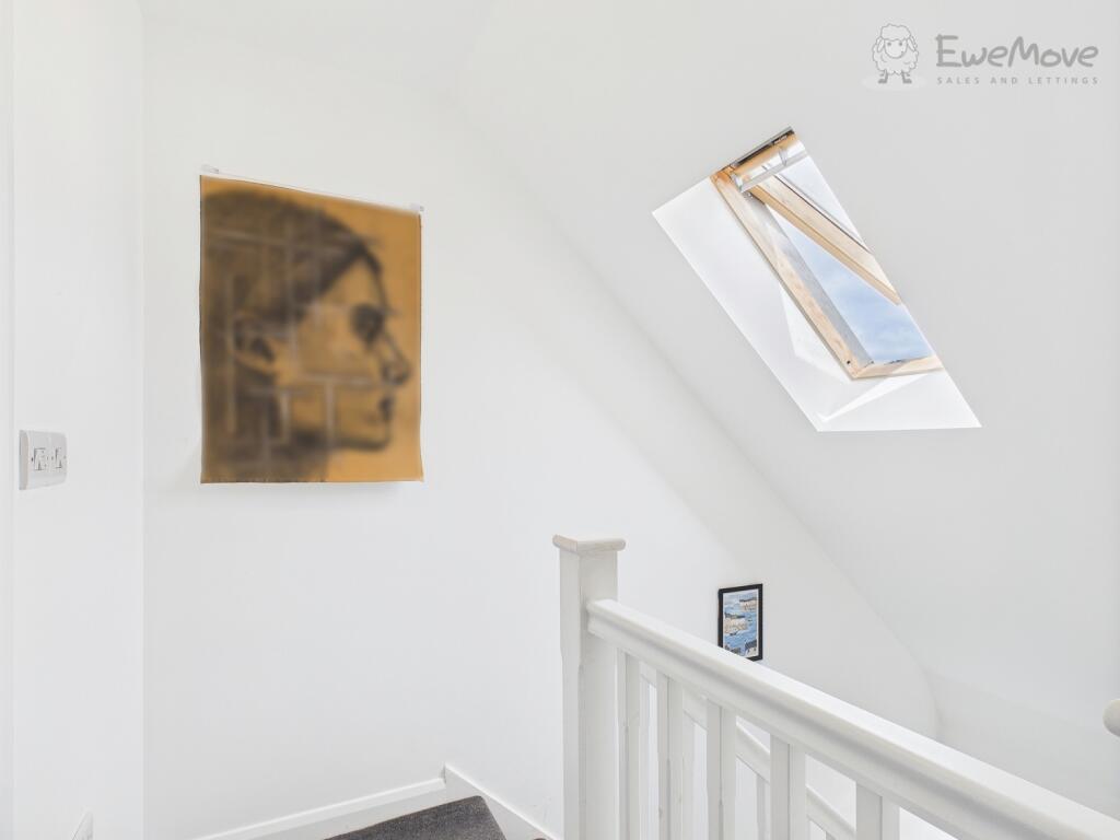 CAM03640G0-PR0057-STILL012