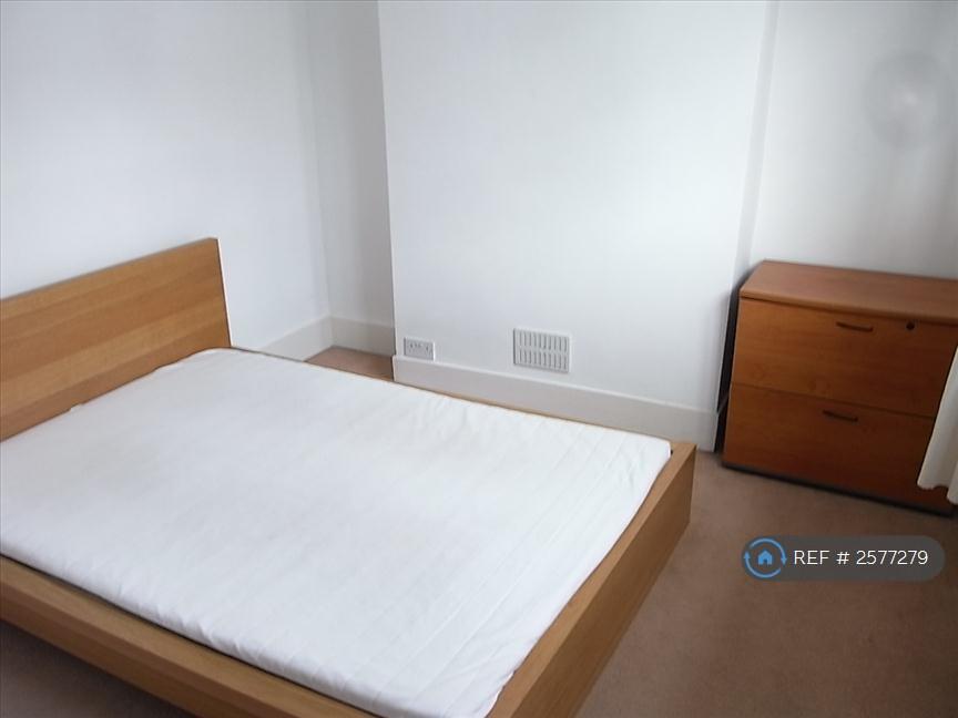 Ff Front Bedroom