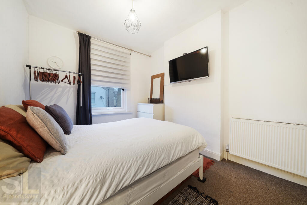 Gorleston Road - Bed 1