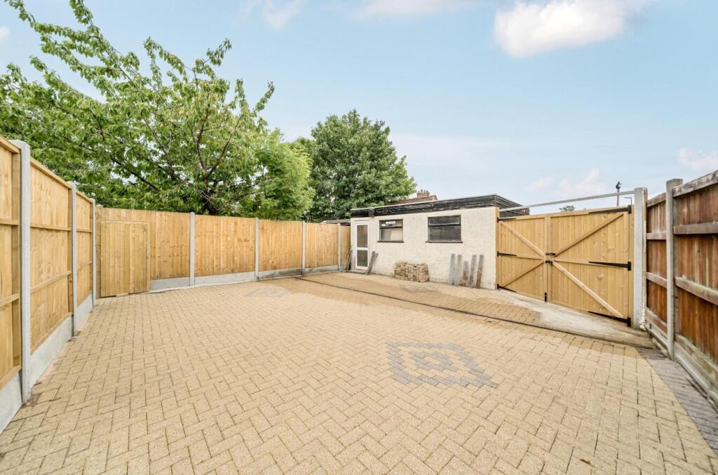 Davidson Frost-Wellings, DFW, Whitchurch Lane, Can