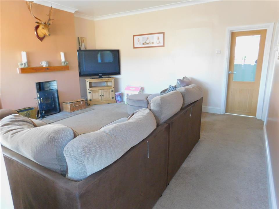 LOUNGE EXTRA PHOTO