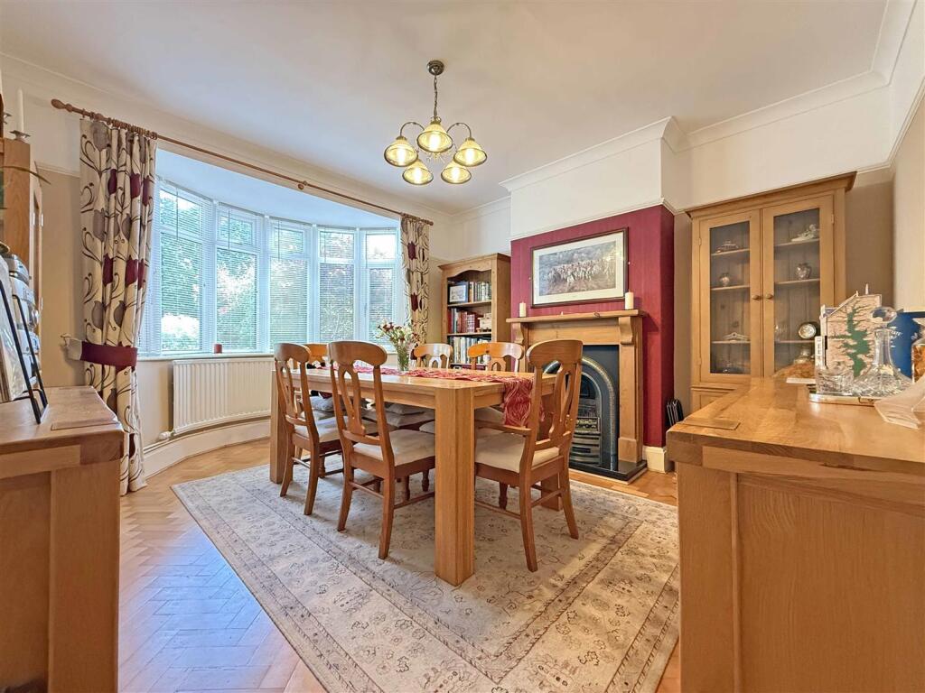 Venn Grove 55 - Dining Room.jpg