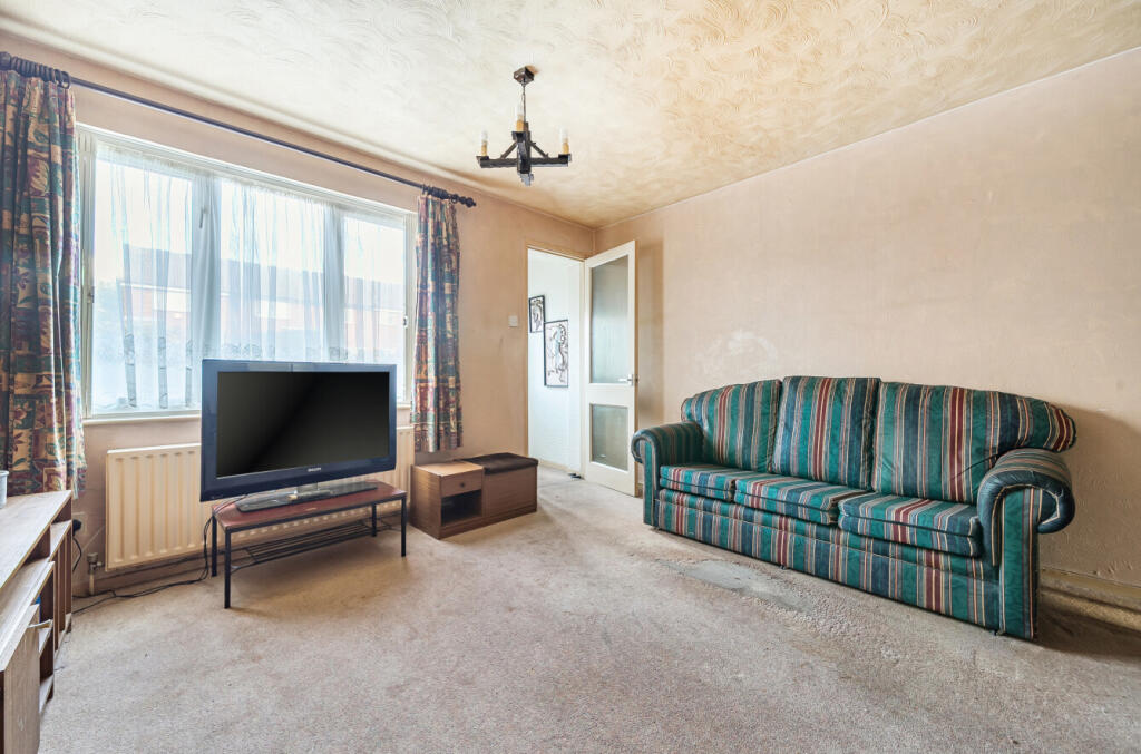 1386184-5-692ef96...