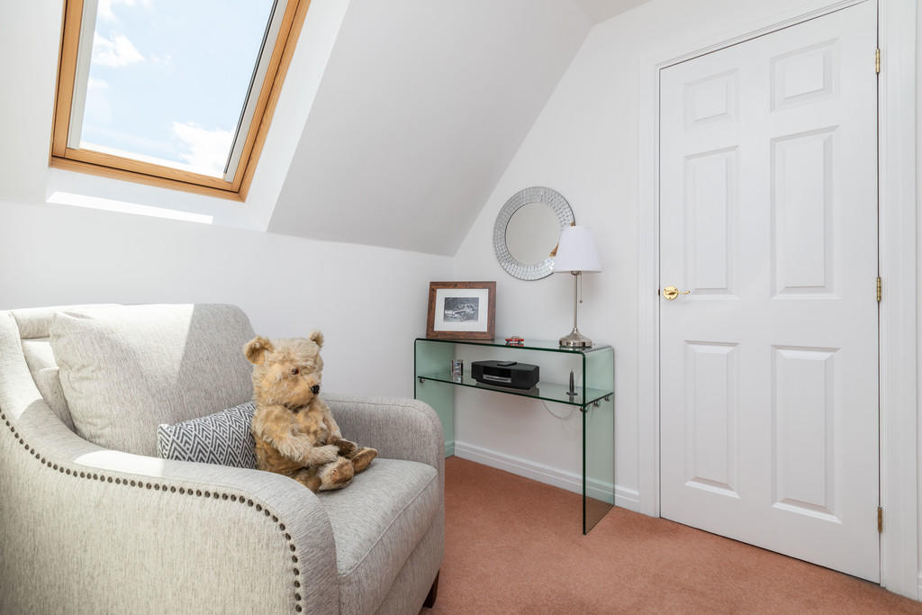 Top floor snug ar...