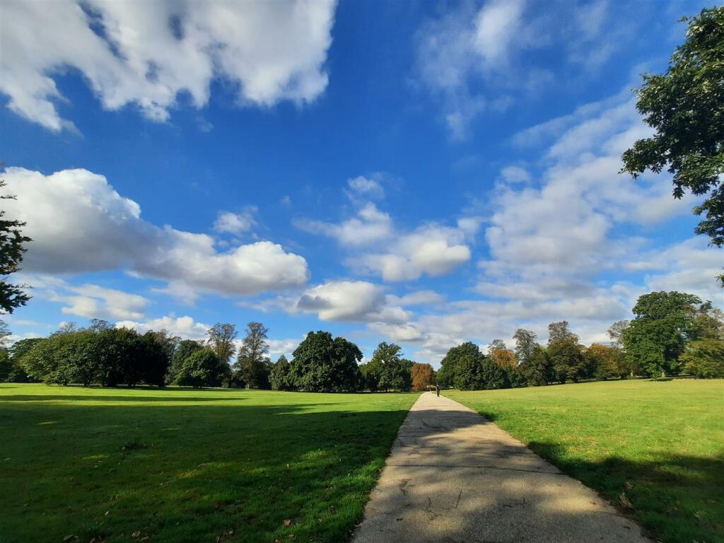 Christchurch Park and Surrounding Area